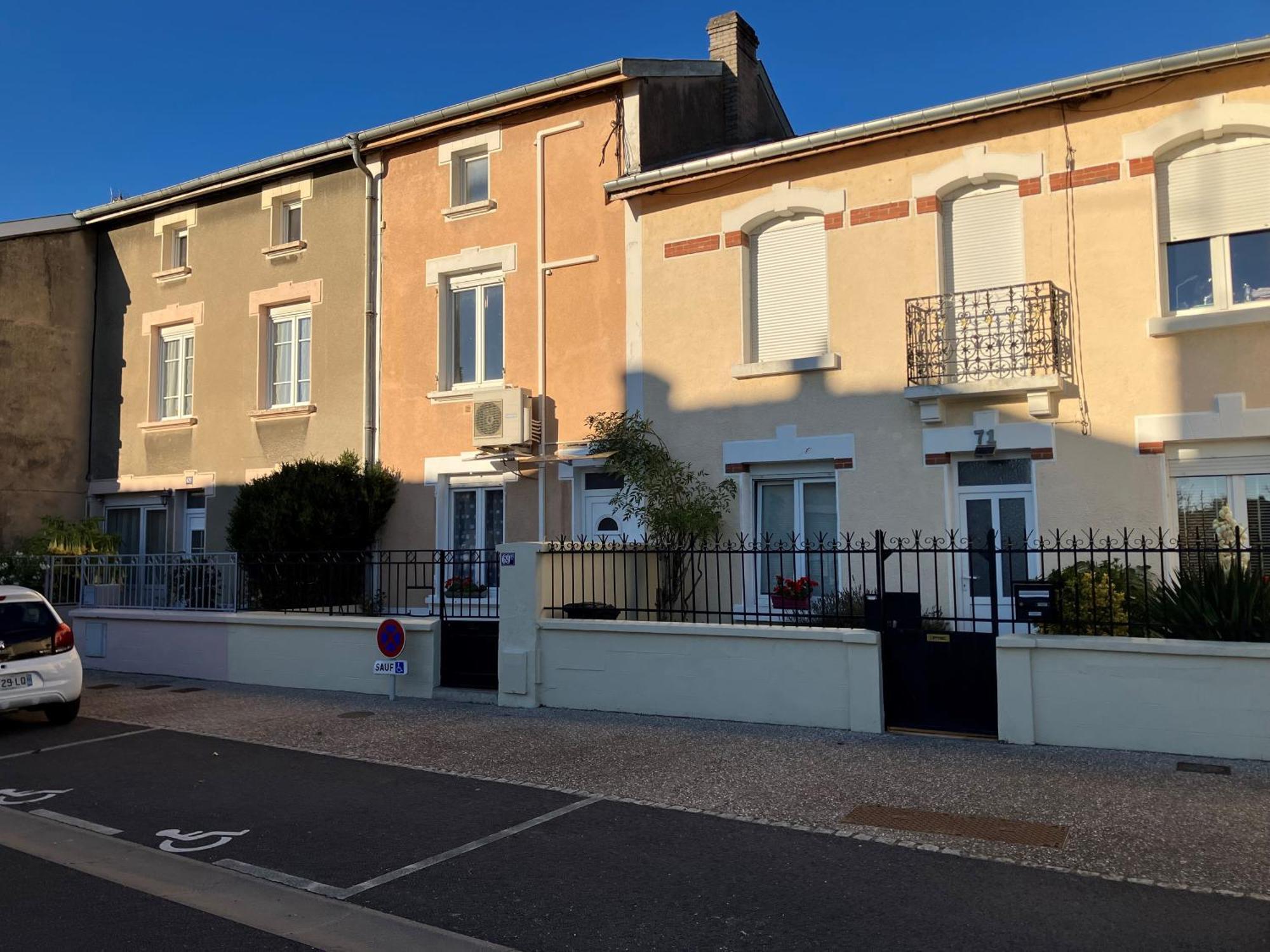 Jolie, Cozy, Confortable Maison De Ville Au Calme A 5Min Du Centre De Verdun, Parking Devant La Maison Belleville-Sur-Meuse Esterno foto